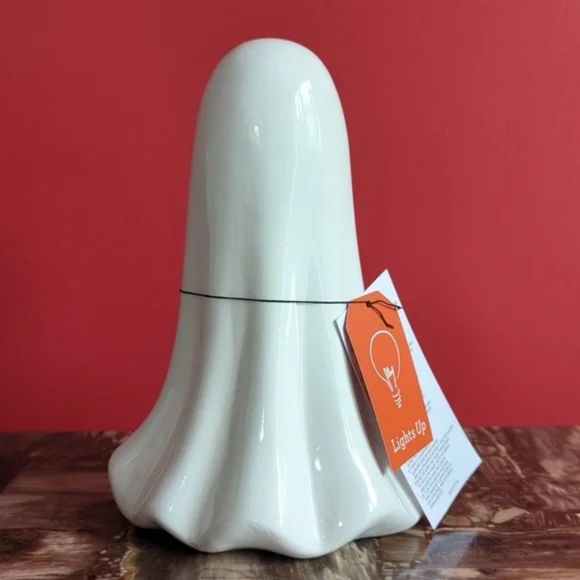 ❌SOLD❌ Light up 💡 Ceramic Ghost Figurine with Bat Cut Outs, Tabletop Decor - Picture 4 of 5